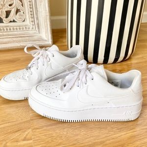 Nike AF 1 Sage Low
